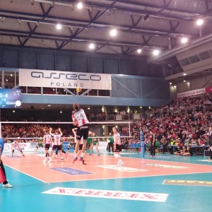 PlusLiga: Resovia wróciła na zwycięską ścieżkę, AZS bez szans