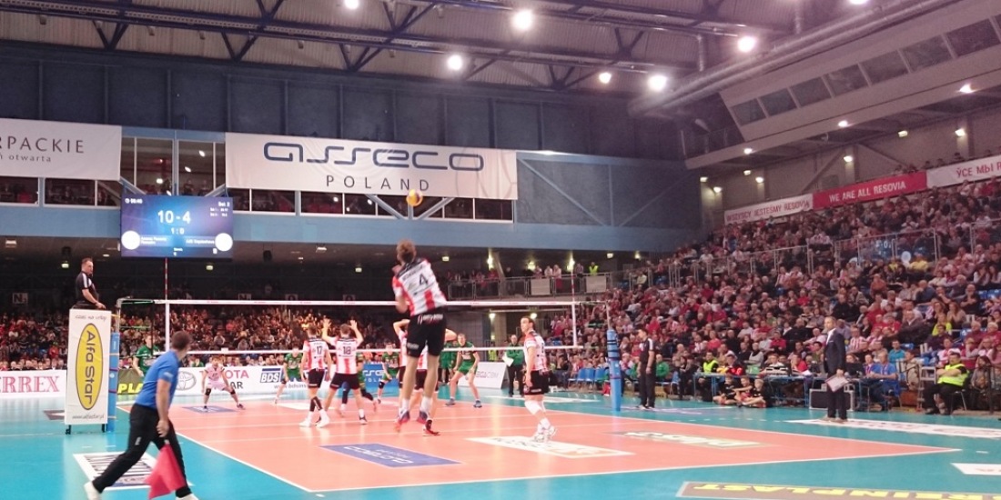 PlusLiga: Resovia wróciła na zwycięską ścieżkę, AZS bez szans