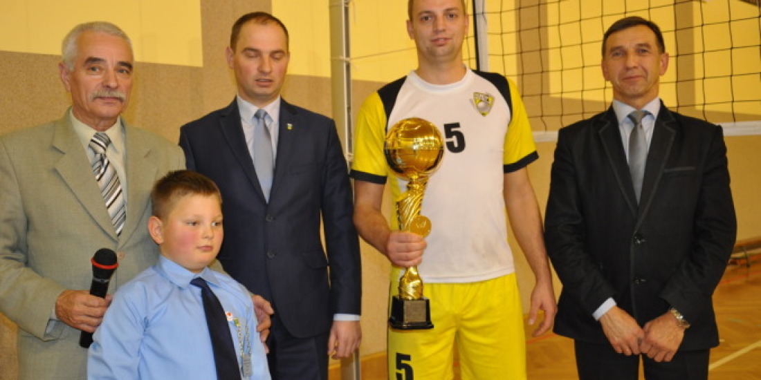 Podsumowanie XV Międzynarodowego Rodzinnego Turnieju Niepodległości w piłce siatkowej Pro-Familia Cup 2014